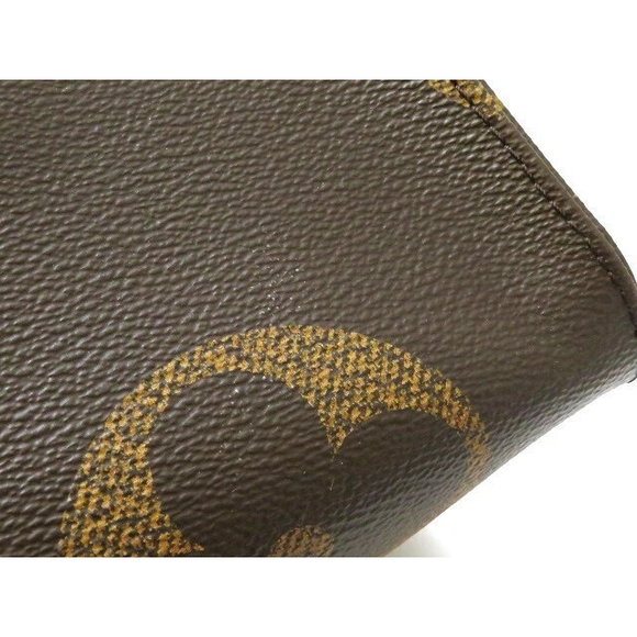 Louis Vuitton Onthego GM Monogram Giant Reverse Handbag - Picture 7 of 10